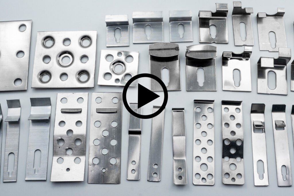 Cladding clips for ceramic tile, porcelain and fiber cement facade fixing